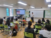 의정부교육지원청, AI·정보교육 거점교 수업 참관