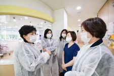 김영옥 시의원, 저출생 위기 극복을 위한 송파 산모건강증진센터 현장... 김영옥 시의원, 저출생 위기 극복을 위한  송파 산모건강증진센터 현장... 
