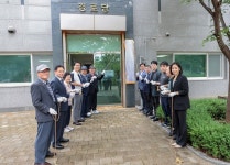 목감동 신안인스빌엘센트로아파트에 경로당 개소, 안락한 쉼터 제공 기대 목감동 신안인스빌엘센트로아파트에 경로당 개소,  안락한 쉼터 제공 기대