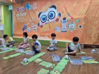 창현유치원, 에듀테크를 활용한 자율과제 스마트 미래 놀이 2탄 ‘로봇탐험대’ 운영