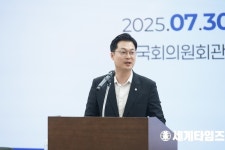 축사하는 ′김동아′ 더불어민주당 의원