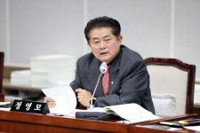 수원특례시의회 정영모 의원, 시민복지국 행정사무감사에서 돌봄 공백... 수원특례시의회 정영모 의원, 시민복지국 행정사무감사에서  돌봄 공백... 