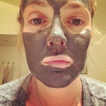 Drew Barrymore posts REAL make-up free selfie and her fans love her for ditching the glamour | The Irish Sun Drew Barrymore posts... 