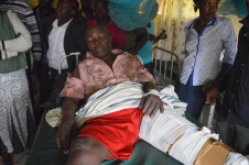 케냐삽55(kenya#55) | At least 55 killed including seven kids as 'overloaded and speeding' bus veers off the road in Kenya | The Irish Sun At least 55...