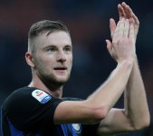 8.30pm Man Utd transfer news LIVE: Mourinho talks up comeback, Wan-Bissaka targeted, Pogba's wheels Wan-Bissaka targeted, Scholes...