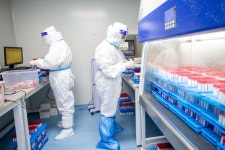 Irish Covid hospital numbers spike by 40 per cent in one week | The Irish Sun Irish Covid-19 hospital numbers spike by 40 per... 