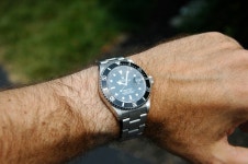 16610과 116610 비교샷 - Rolex - TIMEFORUM