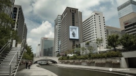‘코시국’에 대처하는 IWC 빅 파일럿 워치 43 캠페인 - MAGAZINE - TIMEFORUM
