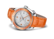 씨마스터 플래닛 오션 오렌지 세라믹(Seamaster Planet Ocean Orange Ceramic) 한정판 외 - MAGAZINE - TIMEFORUM