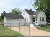 319 Gray St, Green Bay, WI 54303 - 3 Bed, 2 Bath Single-Family Home - MLS# 50206783 - 32 Photos | Trulia