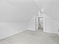 9061 NE Halsey St, Portland, OR 97220 | MLS# 24522325 | Trulia
