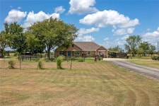 5845 Standing Rock Rd, Bryan, TX 77808 - 4 Bed, 2 Bath Single-Family Home - MLS# 20013953 - 32 Photos | Trulia