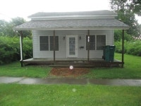 533 N Edwards St, Macomb, IL 61455 - 3 Bed, 1 Bath Single-Family Home - 10 Photos - Foreclosure | Trulia