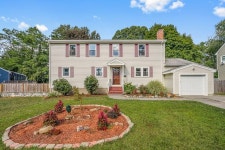 358 Ash St, Reading, MA 01867 - 4 Bed, 5 Bath Single-Family Home - MLS# 72712551 - 38 Photos | Trulia