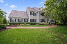 133 E Ironwood Cir, Mequon, WI 53092 - 5 Bed, 5 Bath Single-Family Home - MLS# 1701853 - 25 Photos | Trulia