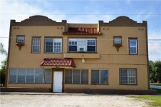 217 W Central Ave #2, Howey In The Hills, FL 34737 | Trulia