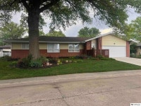 1828 William Dr, Beatrice, NE 68310 | MLS# 22514735 | Trulia