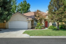7595 N Wheeler Ave, Fresno, CA 93722 | MLS# 566087 | Trulia
