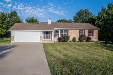 6352 Rainbow Rdg, Washington, MO 63090 | MLS# 21061361 | Trulia