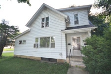 203 N Van Buren St, Batavia, IL 60510 | MLS# 11064212 | Trulia