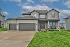 5823 McCormick Dr, Shawnee, KS 66226 | MLS# 2553214 | Trulia