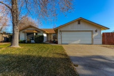 2593 Candlewood Dr, Redding, CA 96003 | MLS# 23-116 | Trulia