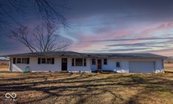 7302 N Banta Rd, Bargersville, IN 46106 | MLS# 22021240 | Trulia 7302 N  Banta Rd, Bargersville, IN 46106 | MLS# 22021240 | Trulia