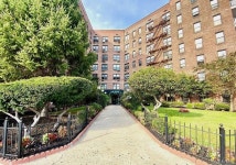100-25 Queens Boulevard #2R, Forest Hills, NY 11375 | MLS# 931181 | Trulia