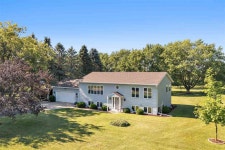 4818 Meadow Dr, Green Bay, WI 54313 | Trulia
