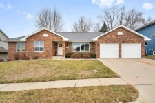 4951 Twilight Dr, Dubuque, IA 52002 | Trulia