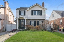 36-13 Clearview Expressway, Flushing, NY 11361 | MLS# 971030 - Trulia | Trulia