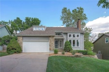 7541 Westgate St, Lenexa, KS 66216 - See Est. Value, Schools & More