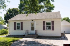 르벨류(Le'value) | 121 N Park Ln, Le Sueur, MN 56058 - See Est. Value, Schools & More 121 N Park Ln, Le Sueur, MN 56058 - See Est. Value, Schools...