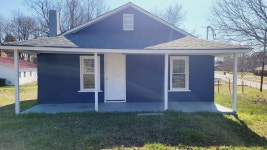 904 E Lincoln St, Lincolnton, NC 28092 | Trulia 904 E  Lincoln St, Lincolnton, NC 28092 | Trulia