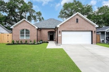 5731 Doulton Dr, Houston, TX 77033 | MLS# 49043757 | Trulia