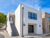 3692 Folsom St, San Francisco, CA 94110 | MLS# 423917470 | Trulia