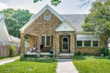 6926 Lindsley Ave, Dallas, TX 75223 - See Est. Value, Schools & More