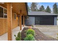 5803 SW Nevada Ct, Portland, OR 97219 | MLS# 23151036 | Trulia