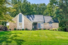 4786 Oak Tree Ct, Brighton, MI 48116 - See Est. Value, Schools & More