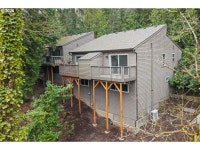 4594 SW Caldew St #A, Portland, OR 97219 - See Est. Value, Schools & More