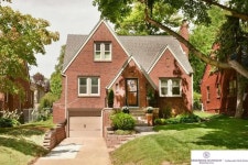 4936 N Happy Hollow Blvd, Omaha, NE 68104 | MLS# 22120062 | Trulia