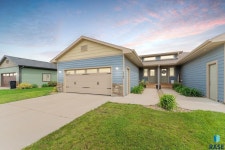 2728 E Sunburst Dr, Brandon, SD 57005 Townhouse for Sale | MLS# 22405907 2728 E  Sunburst Dr, Brandon, SD 57005 Townhouse for... 