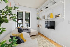 224 E 11th St #2, New York, NY 10003 - See Est. Value, Schools & More 224 E  11th St #2, New York, NY 10003 - See Est. Value... 