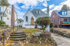 6218 E Green Lake Way N, Seattle, WA 98103 | MLS# 2020575 | Trulia