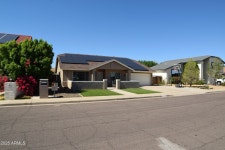 6352 W Campo Bello Drive, Glendale, AZ 85308 - See Est. Value, Schools & More