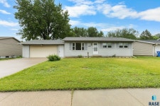 5708 W 46th St, Sioux Falls, SD 57106 | MLS# 22503941 | Trulia 5708 W  46th St, Sioux Falls, SD 57106 | MLS# 22503941 | Trulia