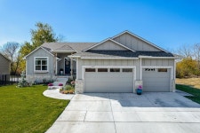 6417 S Cedardale Ave, Derby, KS 67037 | MLS# 618731 | Trulia 6417 S  Cedardale Ave, Derby, KS 67037 | MLS# 618731 | Trulia