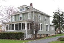 219 Applebee St, Barrington, IL 60010 - See Est. Value, Schools & More