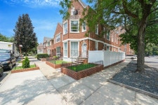6851 Clyde Street, Flushing, NY 11375 - See Est. Value, Schools & More