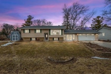 5497 Nickels Dr, Oshkosh, WI 54904 - See Est. Value, Schools & More